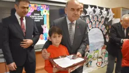 Karadeniz’deki 7 ilde öğrenciler karnelerini aldı