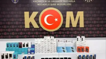 Ordu’da 500 Bin TL Değerinde Kaçak Cep Telefonu ve Emtia Ele Geçirildi