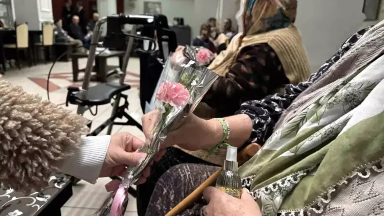 YEDAŞ’tan Yaşlılara Saygı Ziyareti