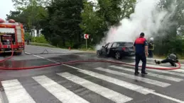 Ünye’de Seyir Halindeki Otomobilde Yangın: Araç Kullanılamaz Hale Geldi